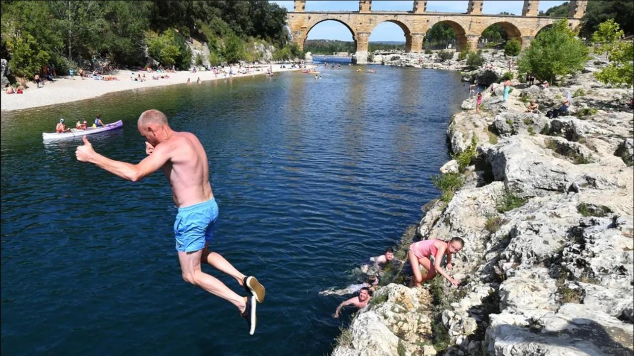 Evasion En Pleine Nature, Tipi Insolite Et Jacuzzi Au Pont Du Gard ! Vers Pont du Gard Exterior photo