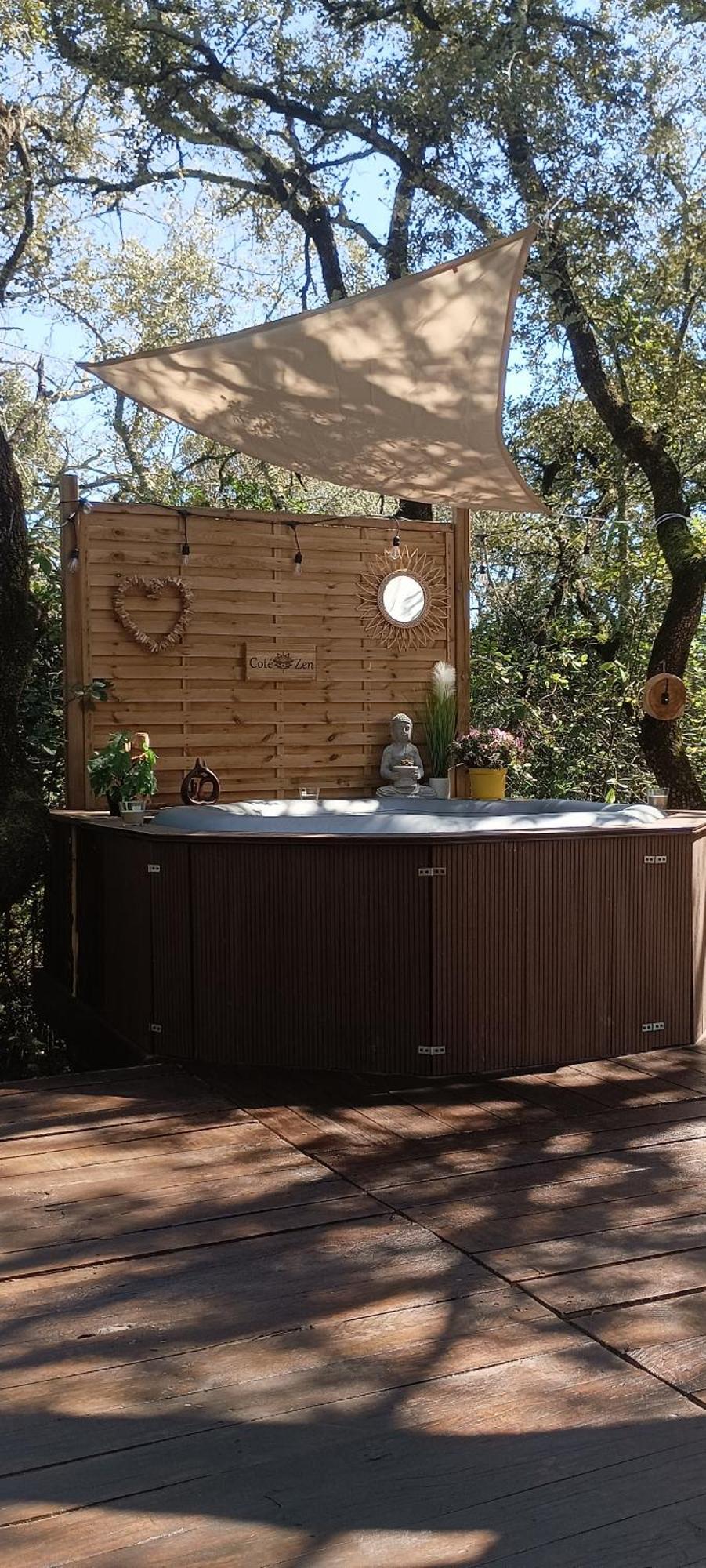 Evasion En Pleine Nature, Tipi Insolite Et Jacuzzi Au Pont Du Gard ! Vers Pont du Gard Exterior photo
