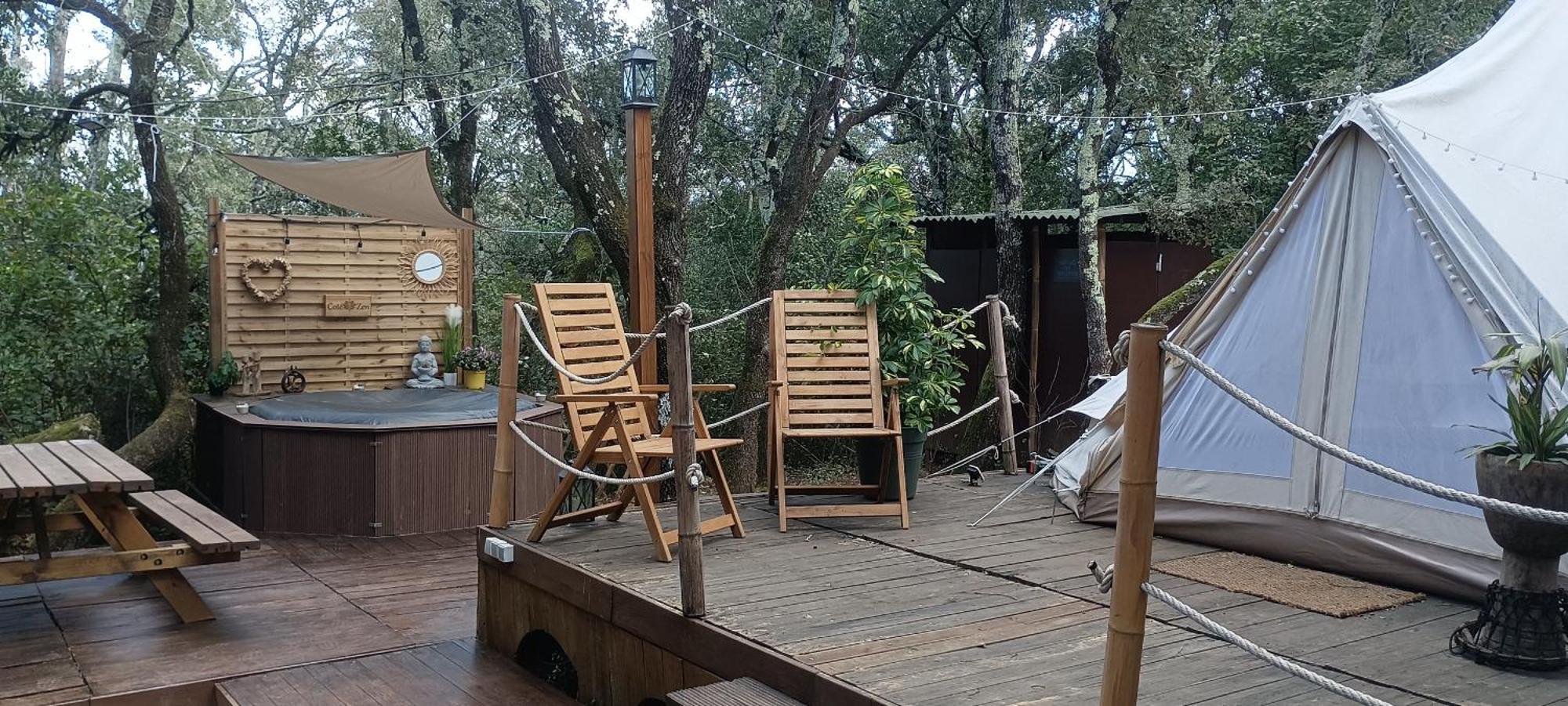 Evasion En Pleine Nature, Tipi Insolite Et Jacuzzi Au Pont Du Gard ! Vers Pont du Gard Exterior photo